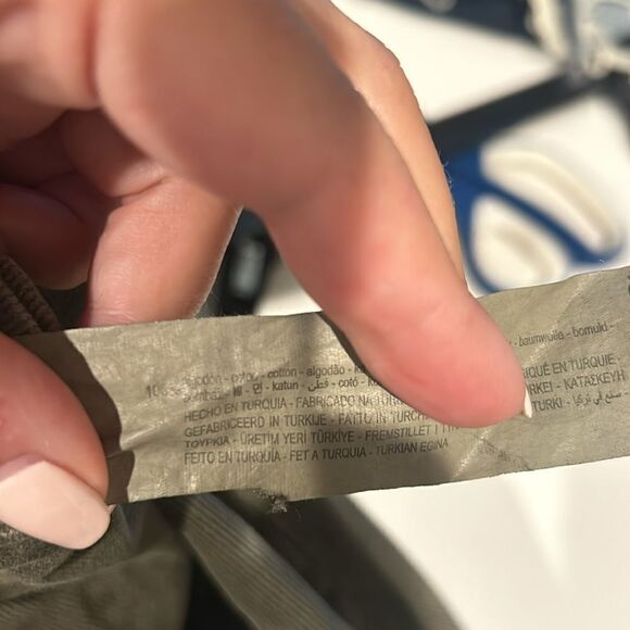 NWT Zara Wide Leg Cropped Army Green Jeans, Size 0 - Picture 10 of 12